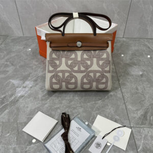 Her.mes Herbag 31 Canvas and Calfskin With Printing
