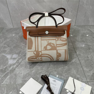 Her.mes Herbag 31 Canvas and Calfskin With Printing
