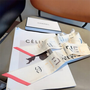 Chanel Twilly 100% Silk 32008