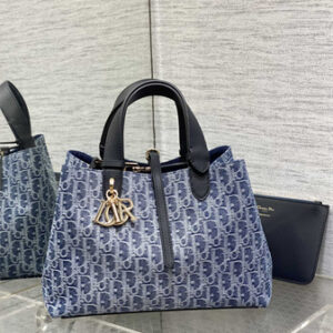 CD Medium Dior Toujours Bag Blue Denim Dior Oblique Jacquard