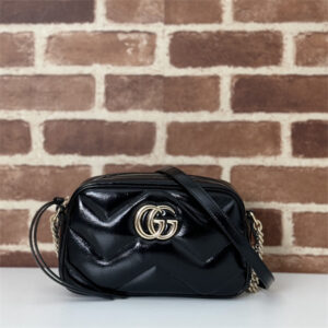 Gu.cci GG MARMONT SMALL SHOULDER BAG Black quilted chevron patent leather 802448
