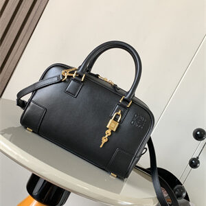 Loewe Amazona 23 Bag In Nappa Calfskin Black