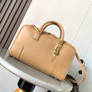 Loewe Amazona 23 Bag In Nappa Calfskin Brown