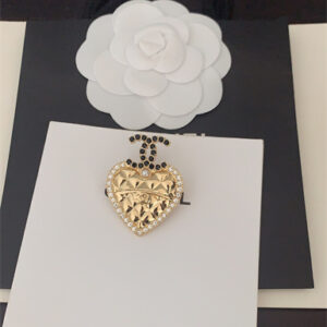 Chanel Brooch 33189
