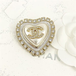 Chanel Brooch 33210