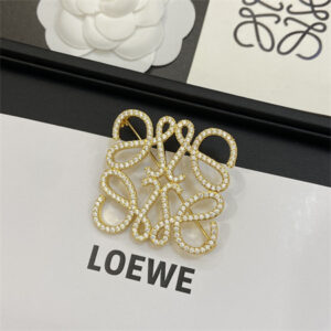 Loewe Brooch 33244