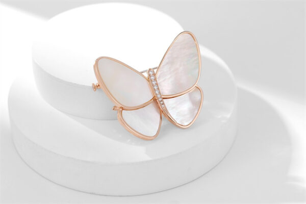 Butterfly Brooch In Pinctada maxima 33265 - Image 5