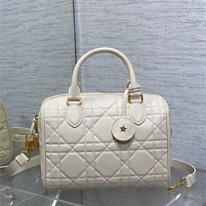 CD Groove 25 Bag Macrocannage Calfskin Latte