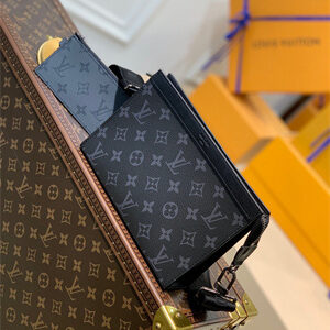 L.V Gaston Wearable Wallet Monogram Eclipse Reverse coated canvas M81124