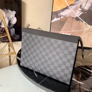 L.V Pochette Voyage MM Damier Graphite N41696