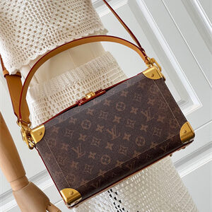 L.V Soul Trunk East West Monogram Dust coated canvas M11536