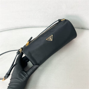 Prada Re-Nylon pouch Black Color 1NE058