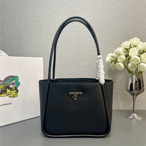 Prada Leather mini tote bag Black 1BG539
