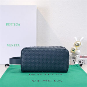 BV Intrecciato Travel Pouch In Calfskin Navy