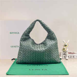 BV Small Hop Shoulder Bag In Calfskin