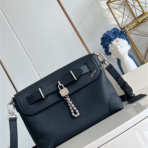 L.V Steamer Crossbody Bag Colorado calfskin Black M11607