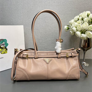 Prada Medium leather handbag 1BA426