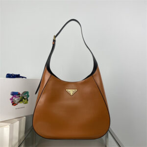 Prada Large leather shoulder bag with topstitching Brown 1BC181