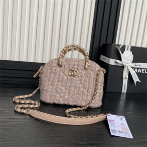 Chanel Small Tote Cotton, Wool Tweed, Sequins & Gold-Tone MetalLight Pink AS3969