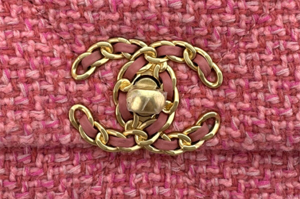 Chanel 19 Bag Tweed Gold Tone Pink AS1160 - Image 4