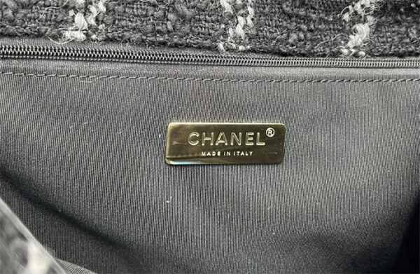 Large Chanel 19 Bag Tweed Gold Tone Black/Grey AS1161 - Image 8