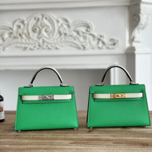 Hermes Kelly Mini II Bag Epsom Leather Vert Comics/Craie HS