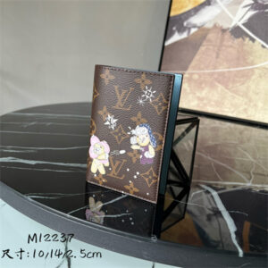 L.V  Passport Cover Vivienne Holidays Monogram Canvas M12237