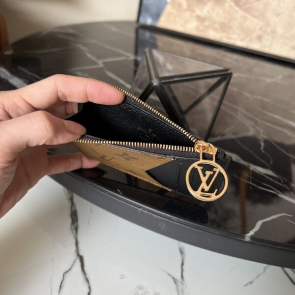 L.V Romy Card Holder Reverse  Monogram Canvas  M81912 - Image 5
