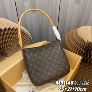 L.V  Looping MM Monogram Canvas M51146