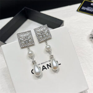Chanel Earring 36731