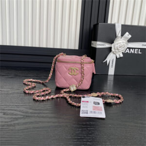 Chanel Small Vanity with Chain Lambskin, Strass & Gold-Tone Metal Pink AP4302