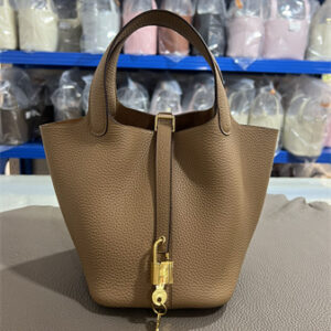 Picotin Lock Bag Taurillon Clemence Leather 18/22CM Gold/Silver Tone Metal In Chai Color HS