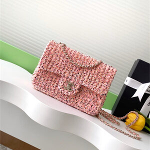 Cha.nel Flap Bag Sequins and Gold Tone Metal Pink AS4561