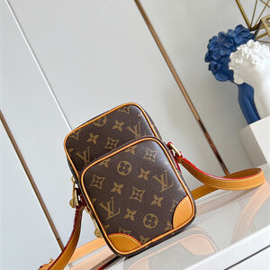 LV Amazone G69 Monogram coated canvas M14014