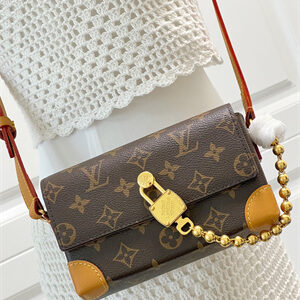 L.V Steamer Wearable Wallet Monogram Canvas M14738