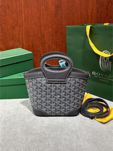Goyard Beluga Mini Bag Goyardine Canvas & Chevroches Calfskin Grey