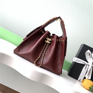Chanel 25 Small Handbag Grained Calfskin Gold Tone Metal Burgundy AS5293