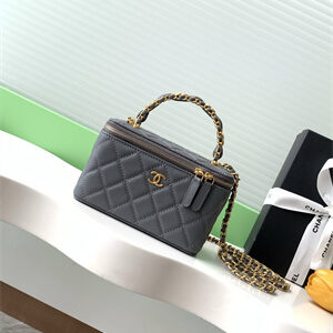 Chanel Vanity with chain Grained Calfskin& Gold-Tone Metal Grey AP4799