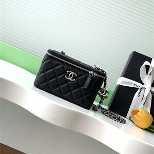 Chanel Vanity Case Grained Calfskin& Silver-Tone Metal Black AP3940