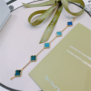 Van Cleef & Arpels Bracelet 38804 (many color options)