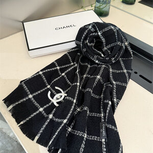Chanel Wool Scarf 38929
