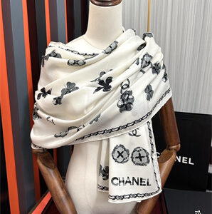 Chanel Cashmere/Silk Scarf 38931
