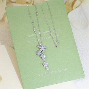 Van Cleef & Arpels Necklace 39237