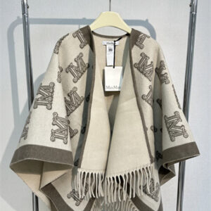 Maxmara Wool Cape 39304