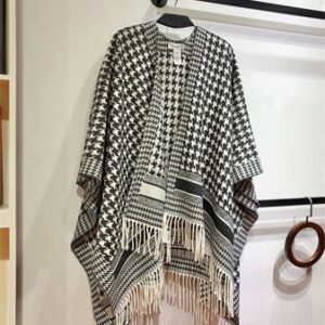 Dior Cashmere Cape 39305