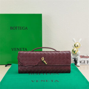 BV Long Clutch Andiamo With Handle In Lambskin Leather Barolo Color