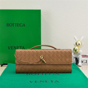 BV Long Clutch Andiamo With Handle In Lambskin Leather Cognac Color