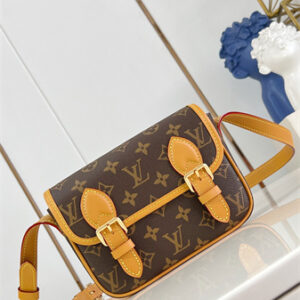 L.V Satchel Wearable Wallet Monogram Canvas M26805