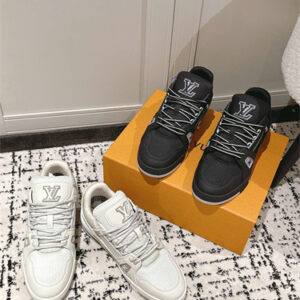 LV Men&Women Calfskin Sneakers 2color Options 39580