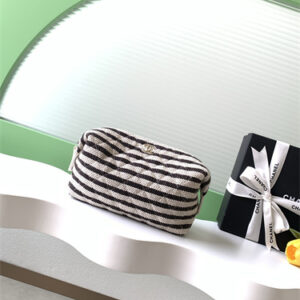 Chanel ZIPPED CASE Printed Fabric & Gold-Tone Metal Black AP4990